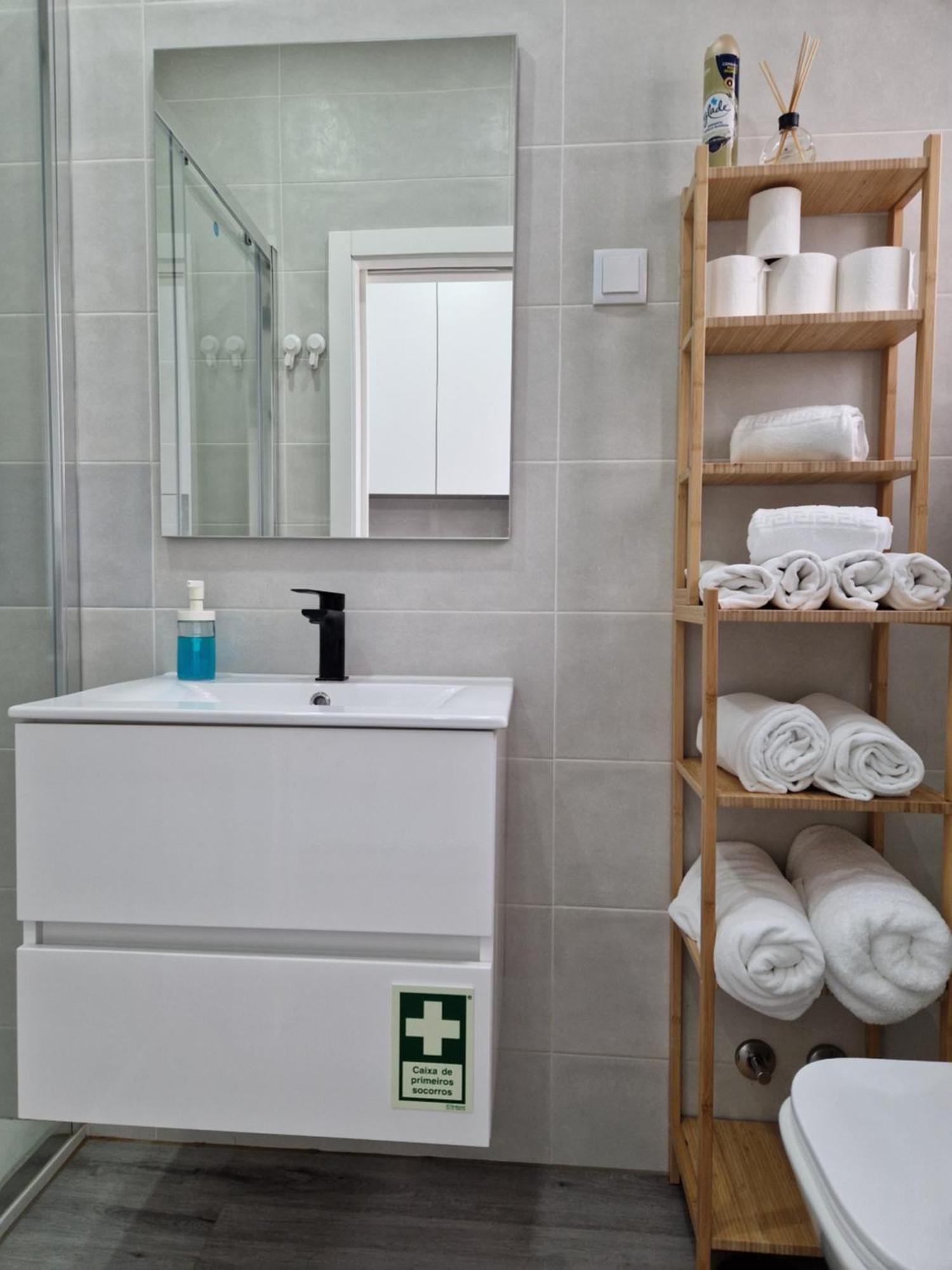 Marilaura'S Beach House Nazare Ngoại thất bức ảnh